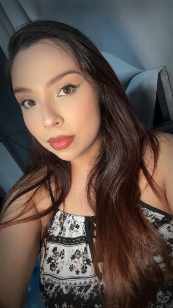 Berenice Amaya - MIRATE Makeup